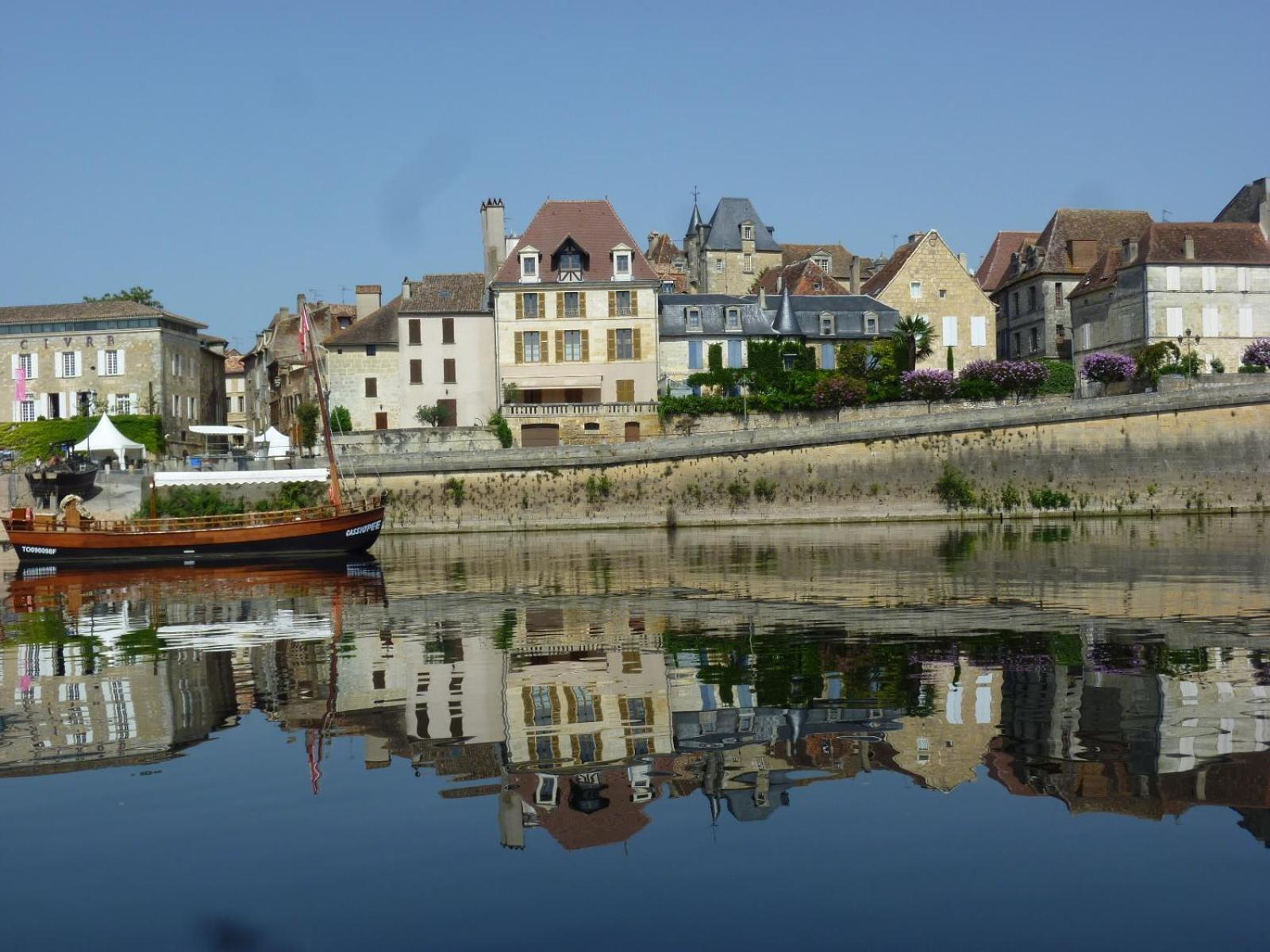 Hotel De France แบร์เฌอรัก ภายนอก รูปภาพ