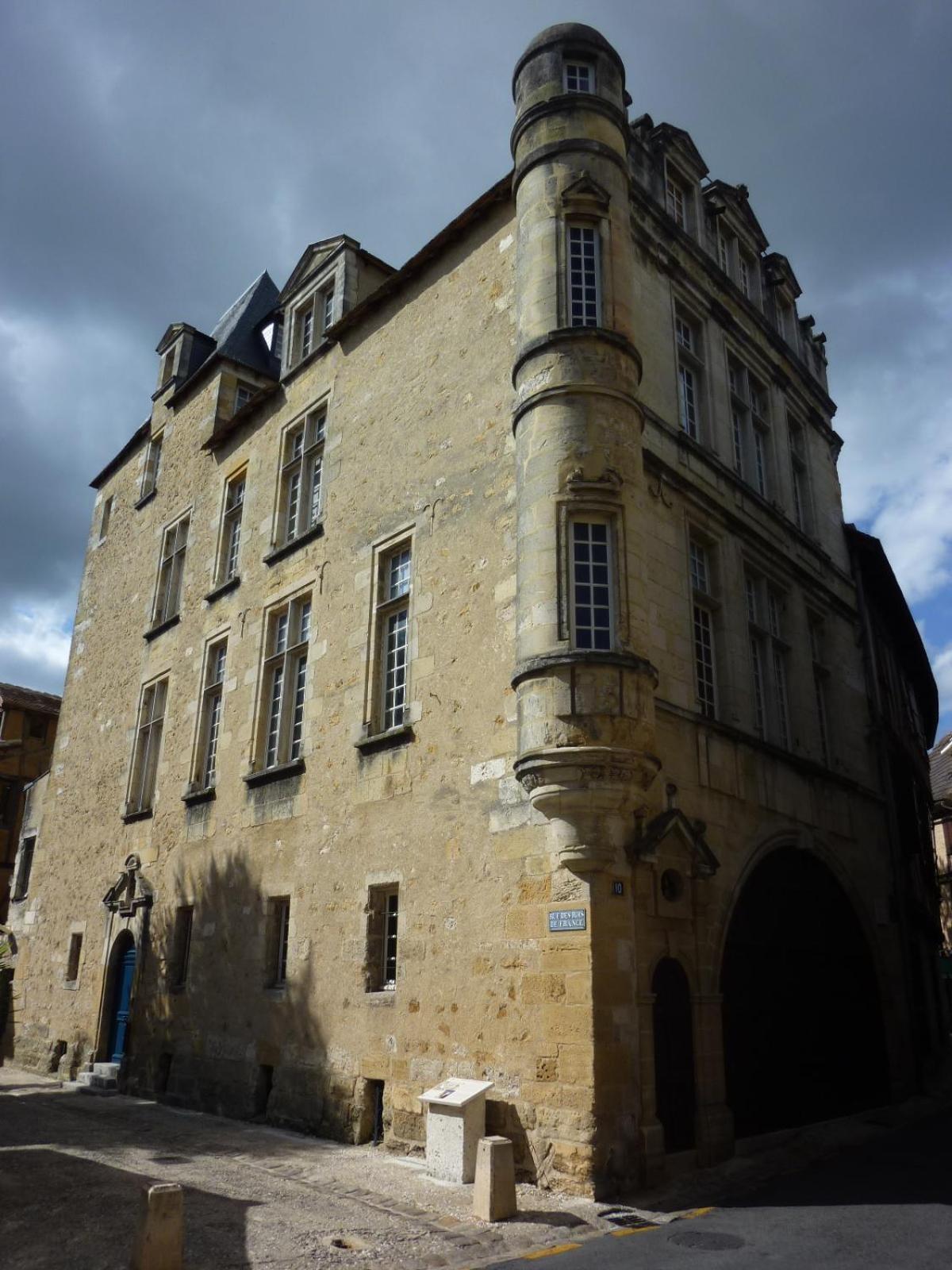 Hotel De France แบร์เฌอรัก ภายนอก รูปภาพ