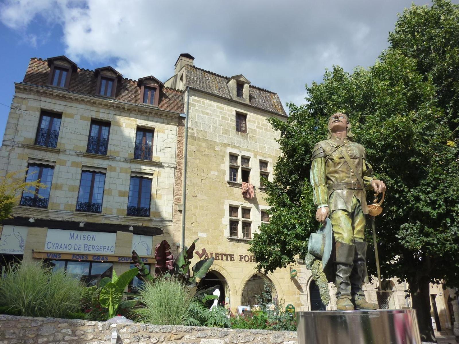 Hotel De France แบร์เฌอรัก ภายนอก รูปภาพ
