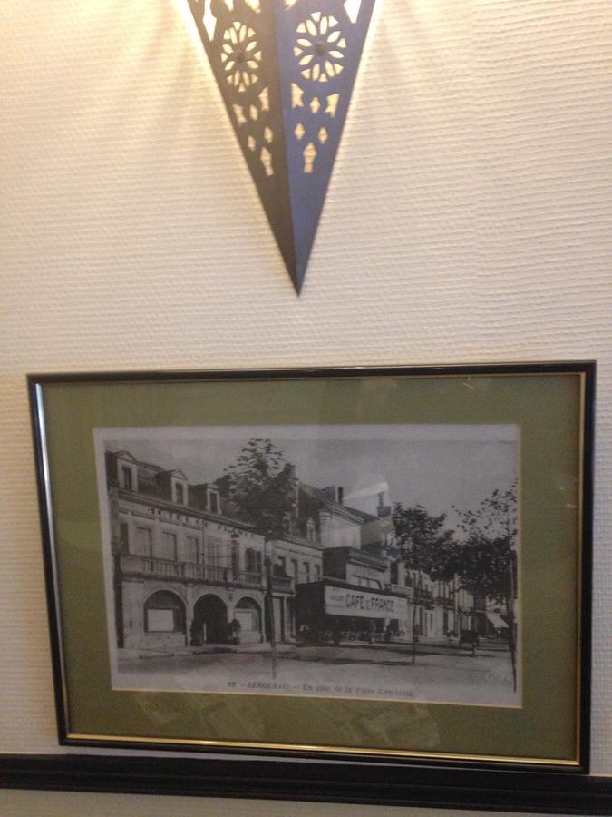 Hotel De France แบร์เฌอรัก ภายนอก รูปภาพ