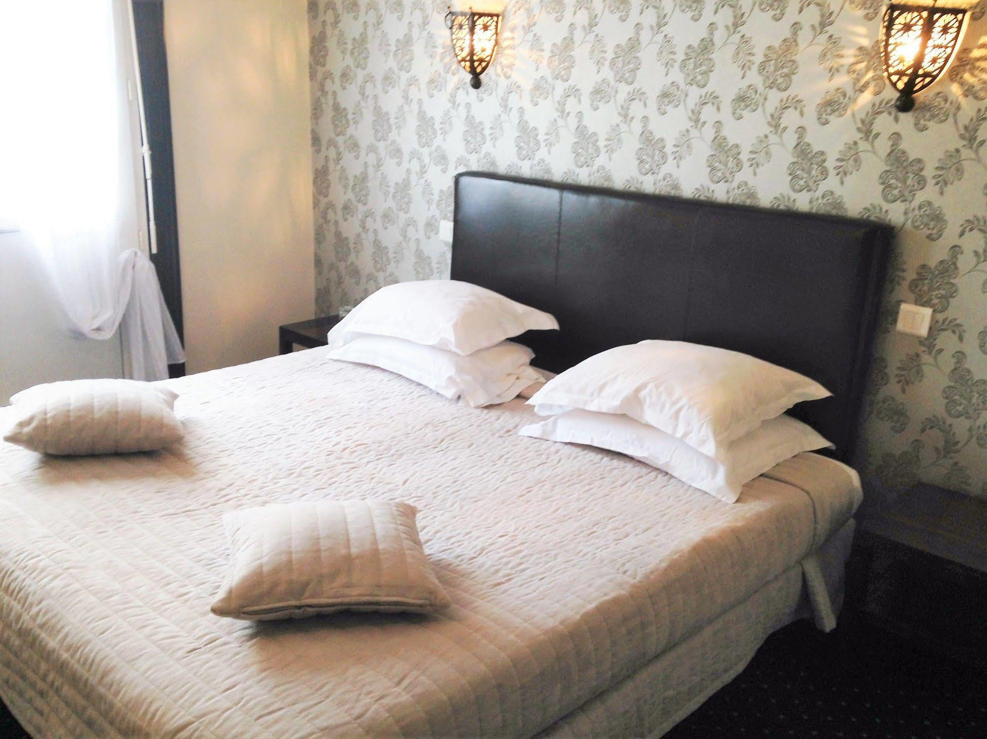 Hotel De France แบร์เฌอรัก ภายนอก รูปภาพ