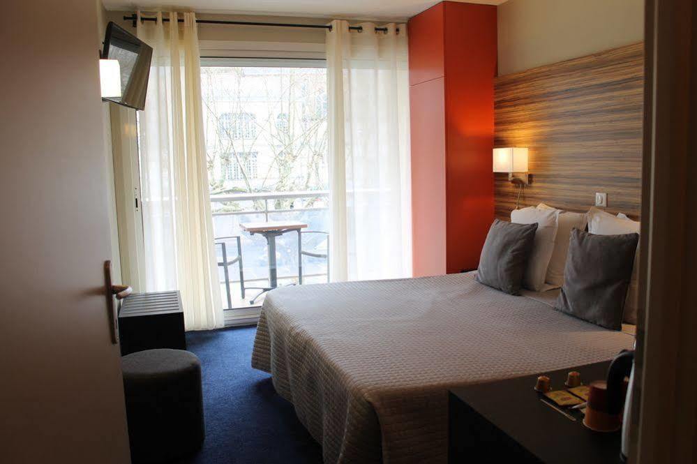 Hotel De France แบร์เฌอรัก ภายนอก รูปภาพ